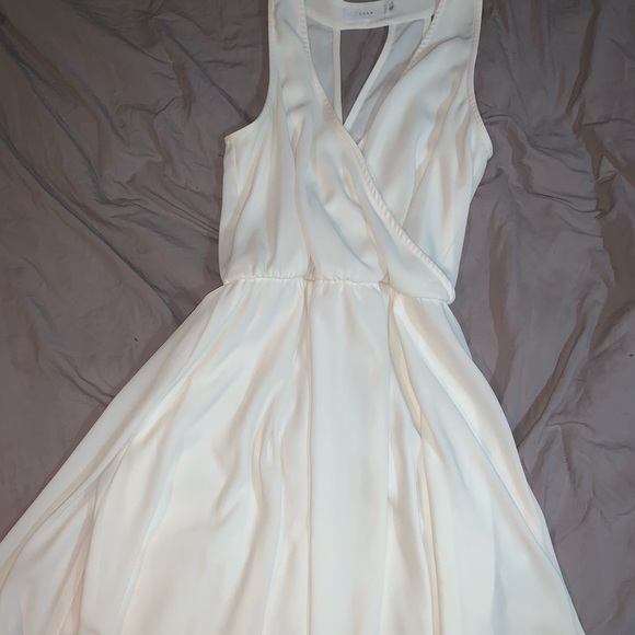 LUSH DRESS - Picture 2 of 3